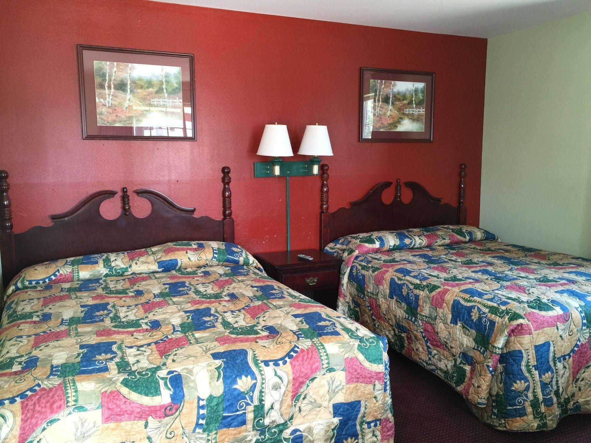 Travelers Motel Елко Екстериор снимка